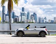 2022 Mini Cooper SE Convertible Concept - Side Wallpaper 190x150