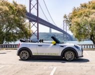 2022 Mini Cooper SE Convertible Concept - Side Wallpaper 190x150