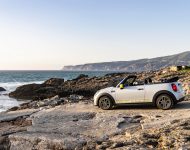 2022 Mini Cooper SE Convertible Concept - Side Wallpaper 190x150