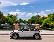 2022 Mini Cooper SE Convertible Concept - Side Wallpaper 190x150