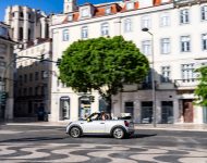 2022 Mini Cooper SE Convertible Concept - Side Wallpaper 190x150