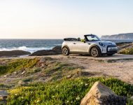 2022 Mini Cooper SE Convertible Concept - Side Wallpaper 190x150