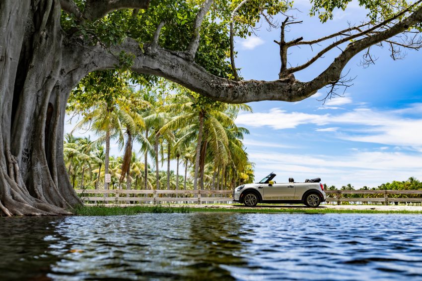 2022 Mini Cooper SE Convertible Concept - Side Wallpaper 850x567 #230