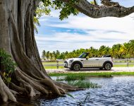 2022 Mini Cooper SE Convertible Concept - Side Wallpaper 190x150