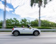 2022 Mini Cooper SE Convertible Concept - Side Wallpaper 190x150