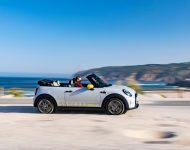 2022 Mini Cooper SE Convertible Concept - Side Wallpaper 190x150