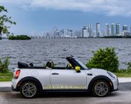 2022 Mini Cooper SE Convertible Concept - Side Wallpaper 190x150