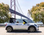 2022 Mini Cooper SE Convertible Concept - Side Wallpaper 190x150