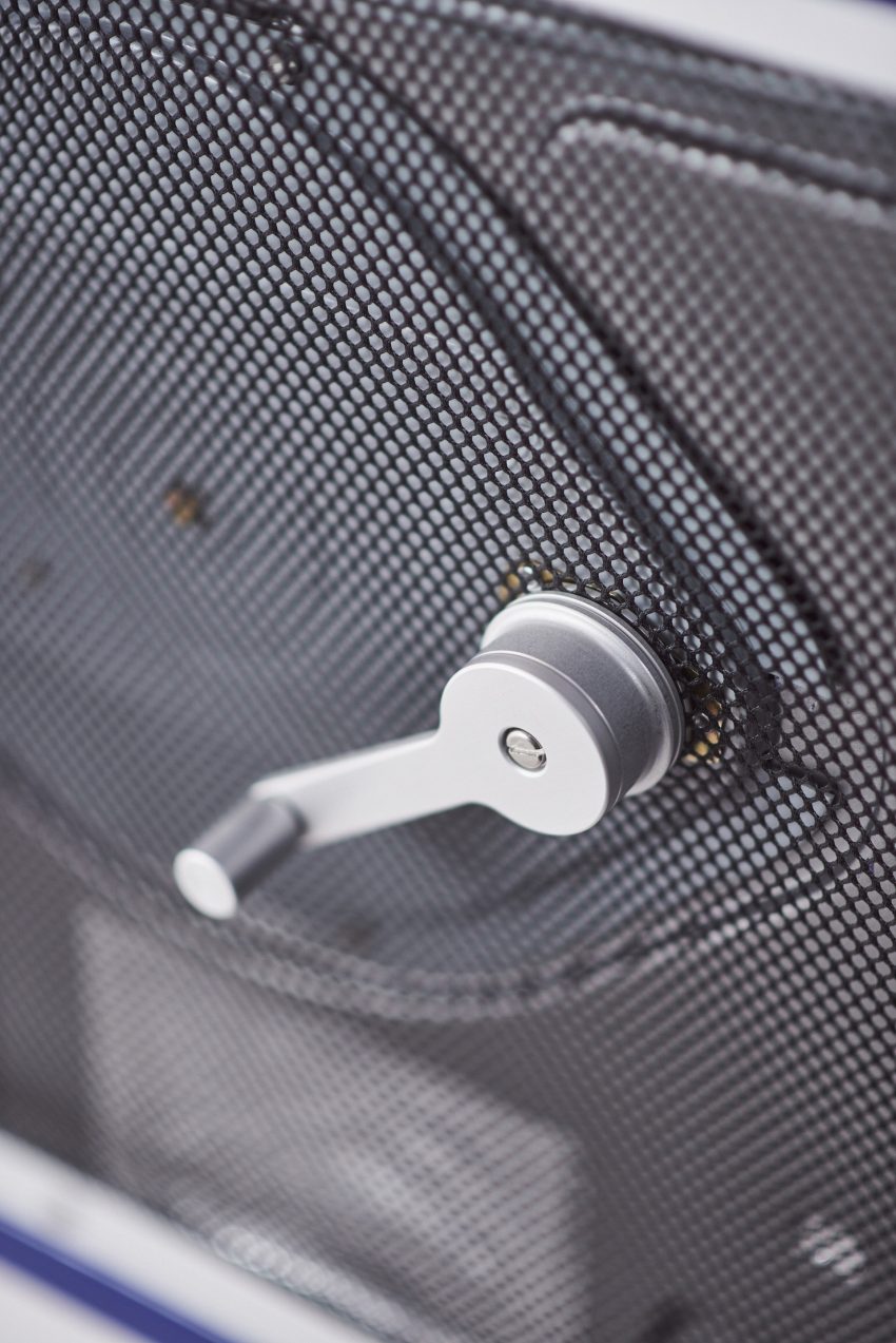 2022 Mini Recharged by Paul Smith - Interior, Detail Phone Wallpaper 850x1273 #22