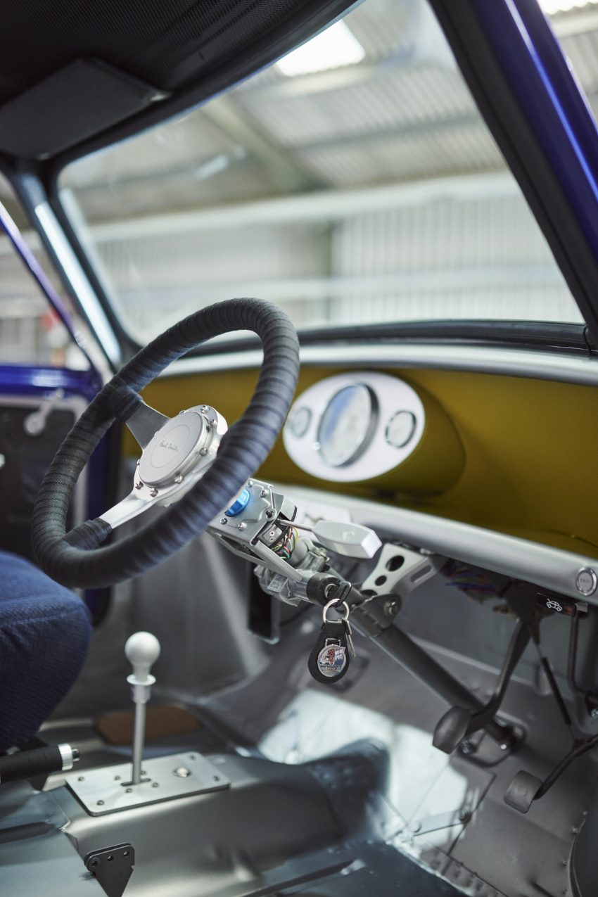 2022 Mini Recharged by Paul Smith - Interior, Steering Wheel Phone Wallpaper 850x1275 #19