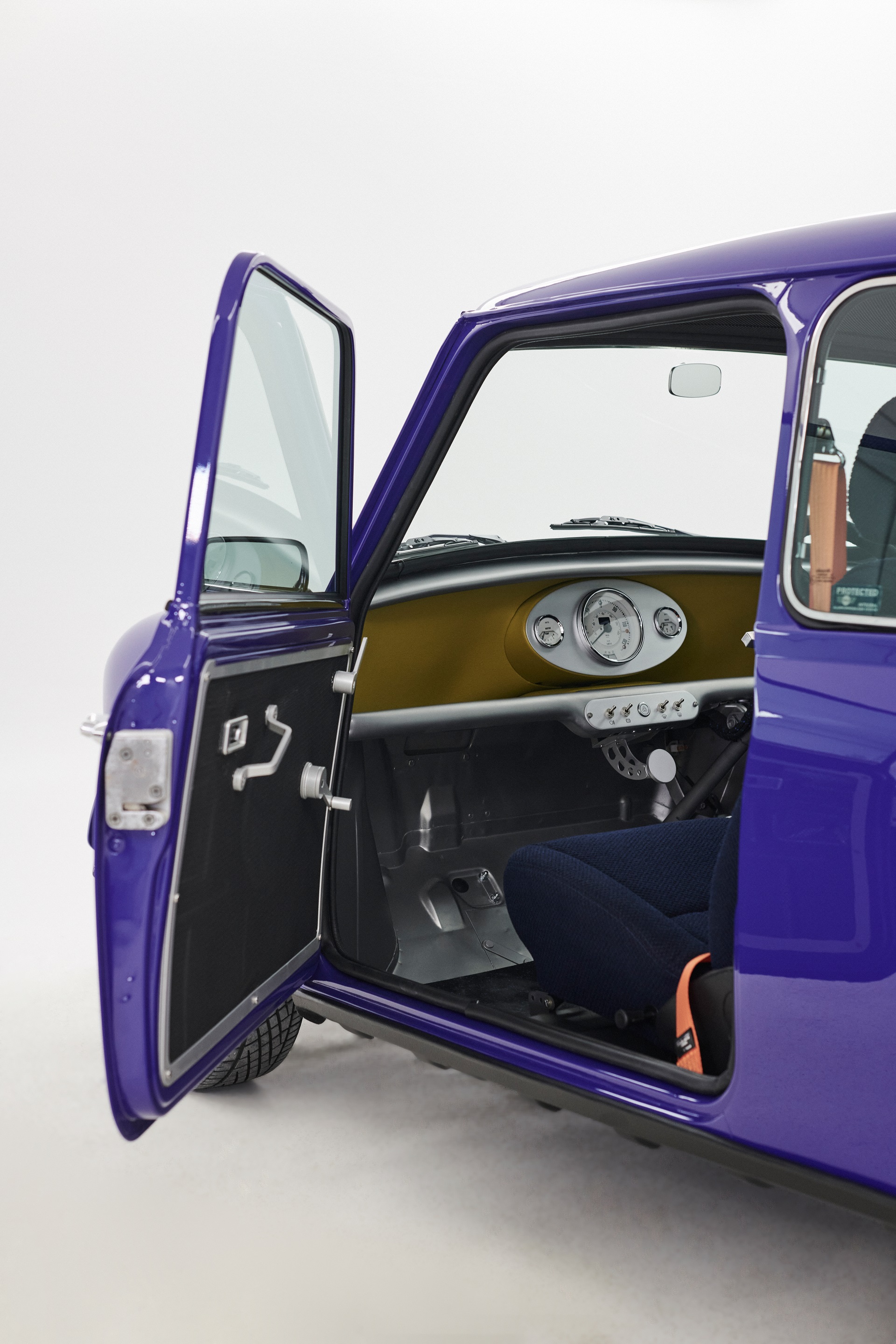 Download 2022 Mini Recharged by Paul Smith - Interior HD Phone Wallpaper 1920x2880 #16