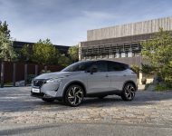 2022 Nissan Qashqai e-Power - Front Three-Quarter Wallpaper 190x150