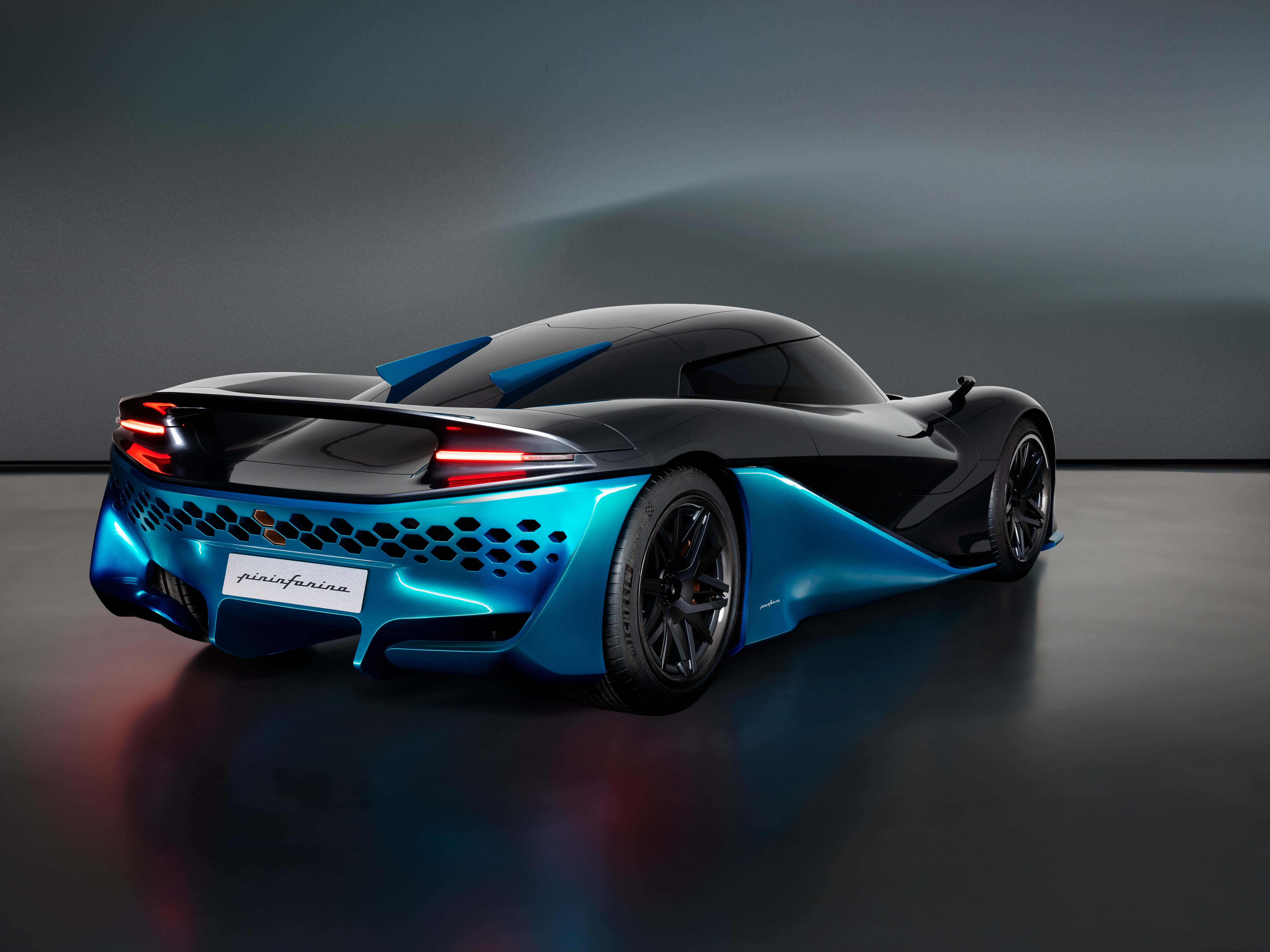 Download 2022 Pininfarina Viritech Apricale Concept - Rear Three-Quarter HD Wallpaper 5779x4334 #4