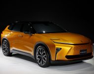 2022 Toyota Crown Estate Concept - Front Three-Quarter Wallpaper 190x150