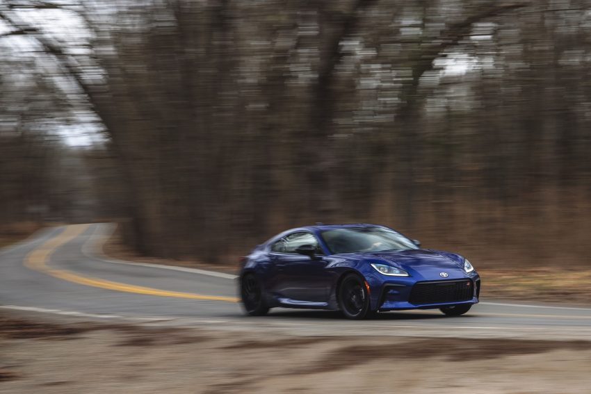 2022 Toyota GR86 Premium Automatic - Front Three-Quarter Wallpaper 850x567 #6