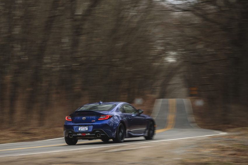 2022 Toyota GR86 Premium Automatic - Rear Three-Quarter Wallpaper 850x567 #9