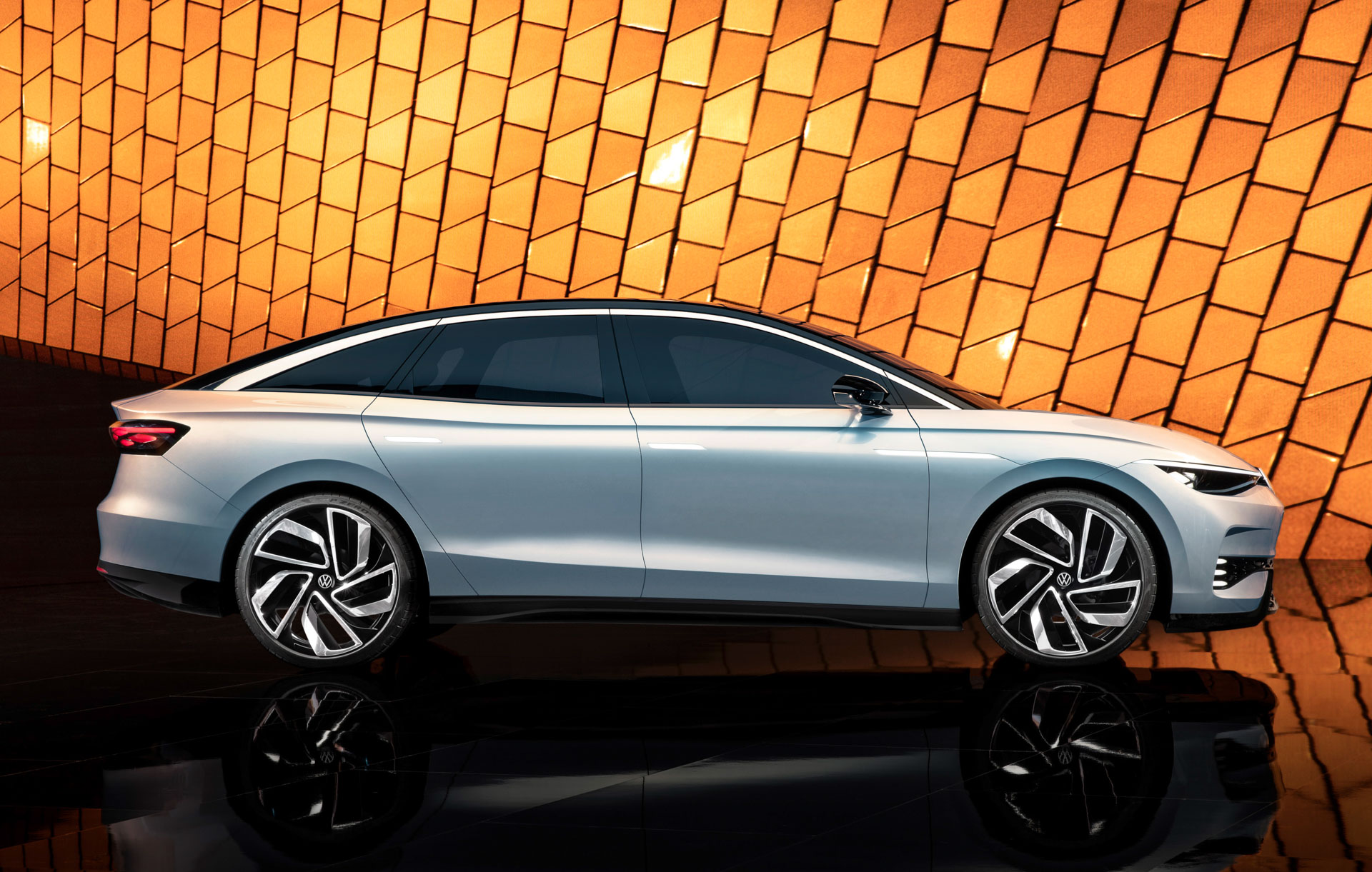 Download 2022 Volkswagen ID. Aero Concept - Side HD Wallpaper 1920x1221 #11