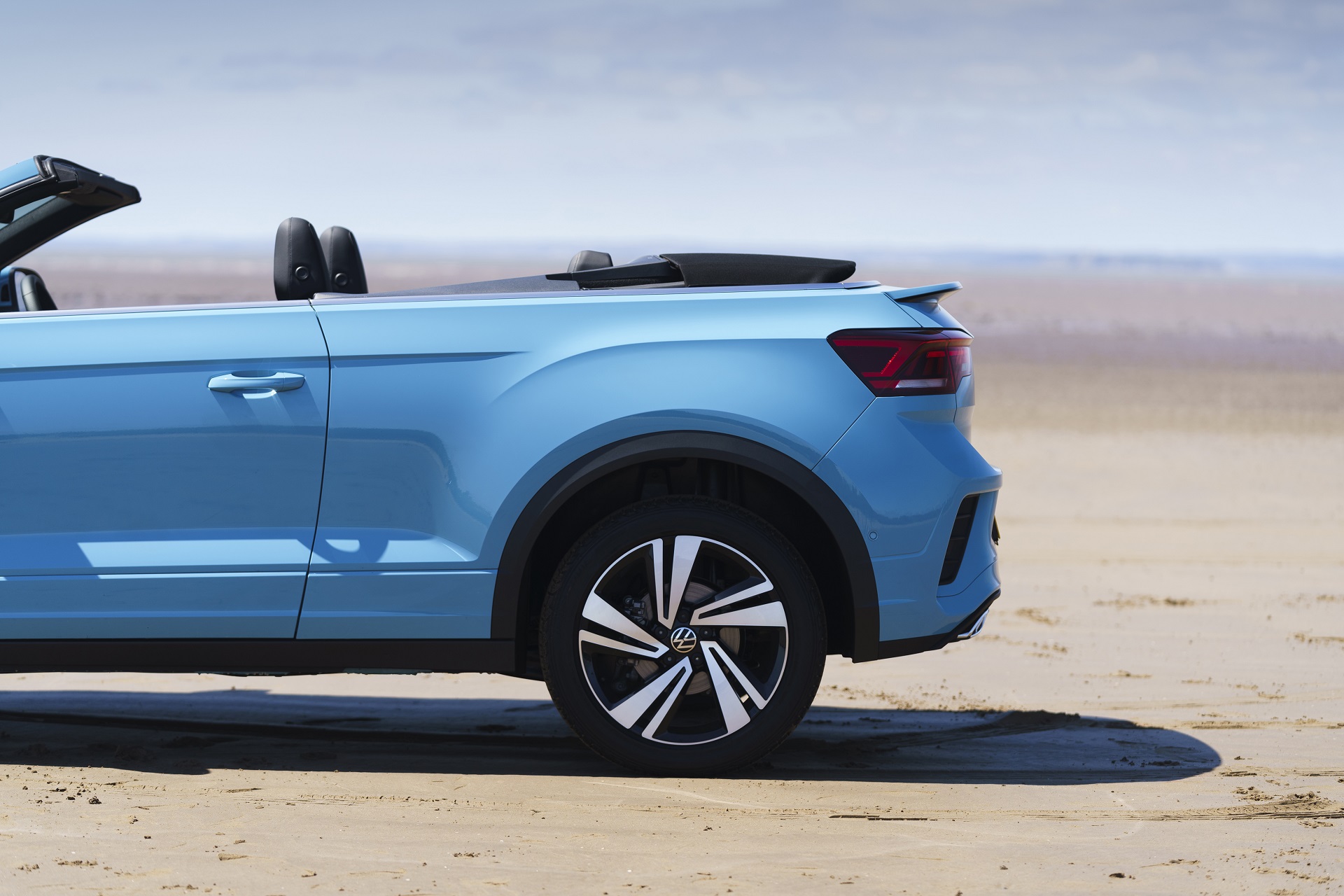 Download 2022 Volkswagen T-Roc Cabriolet - UK version - Detail HD Wallpaper 1920x1280 #30
