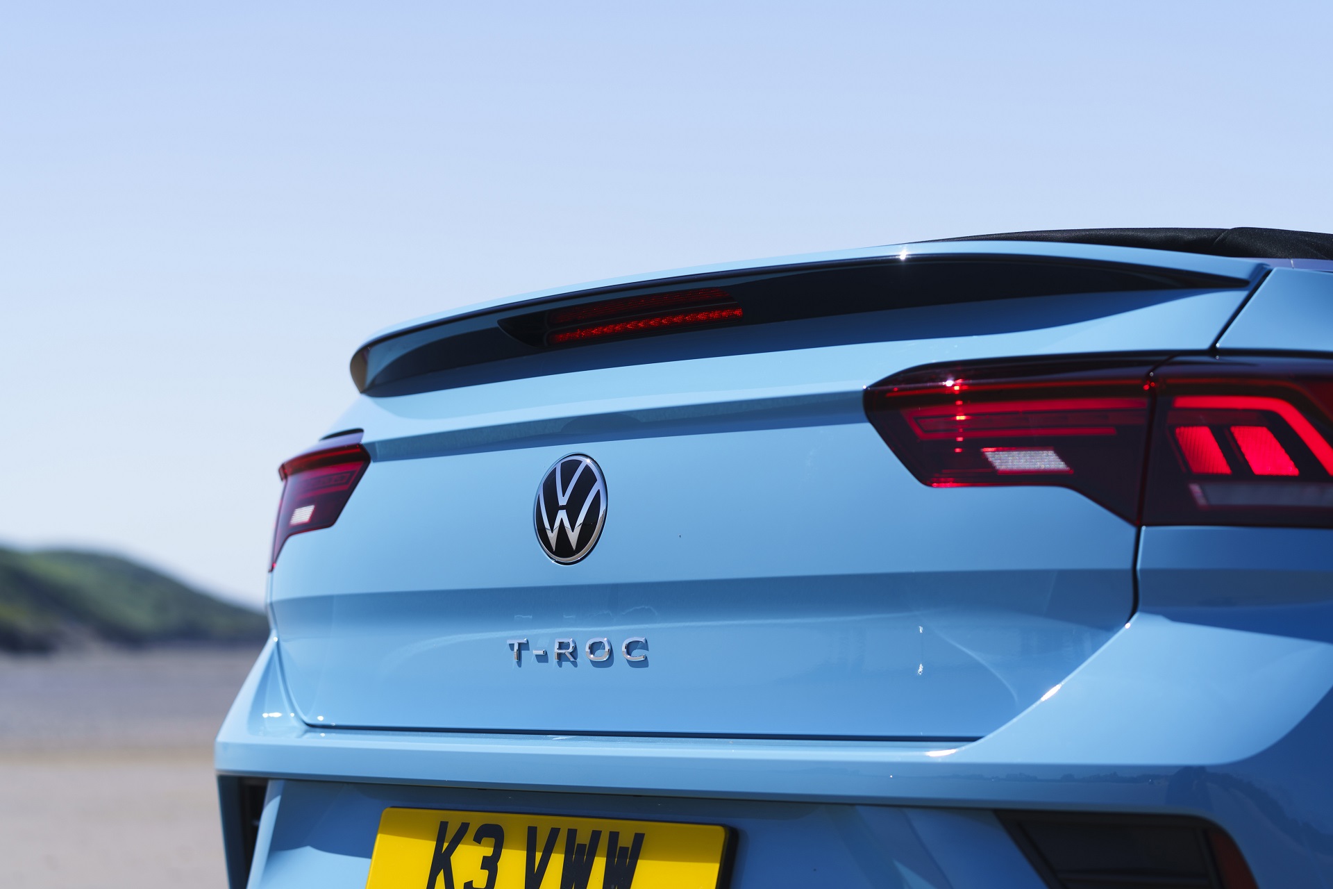 Download 2022 Volkswagen T-Roc Cabriolet - UK version - Detail HD Wallpaper 1920x1280 #32