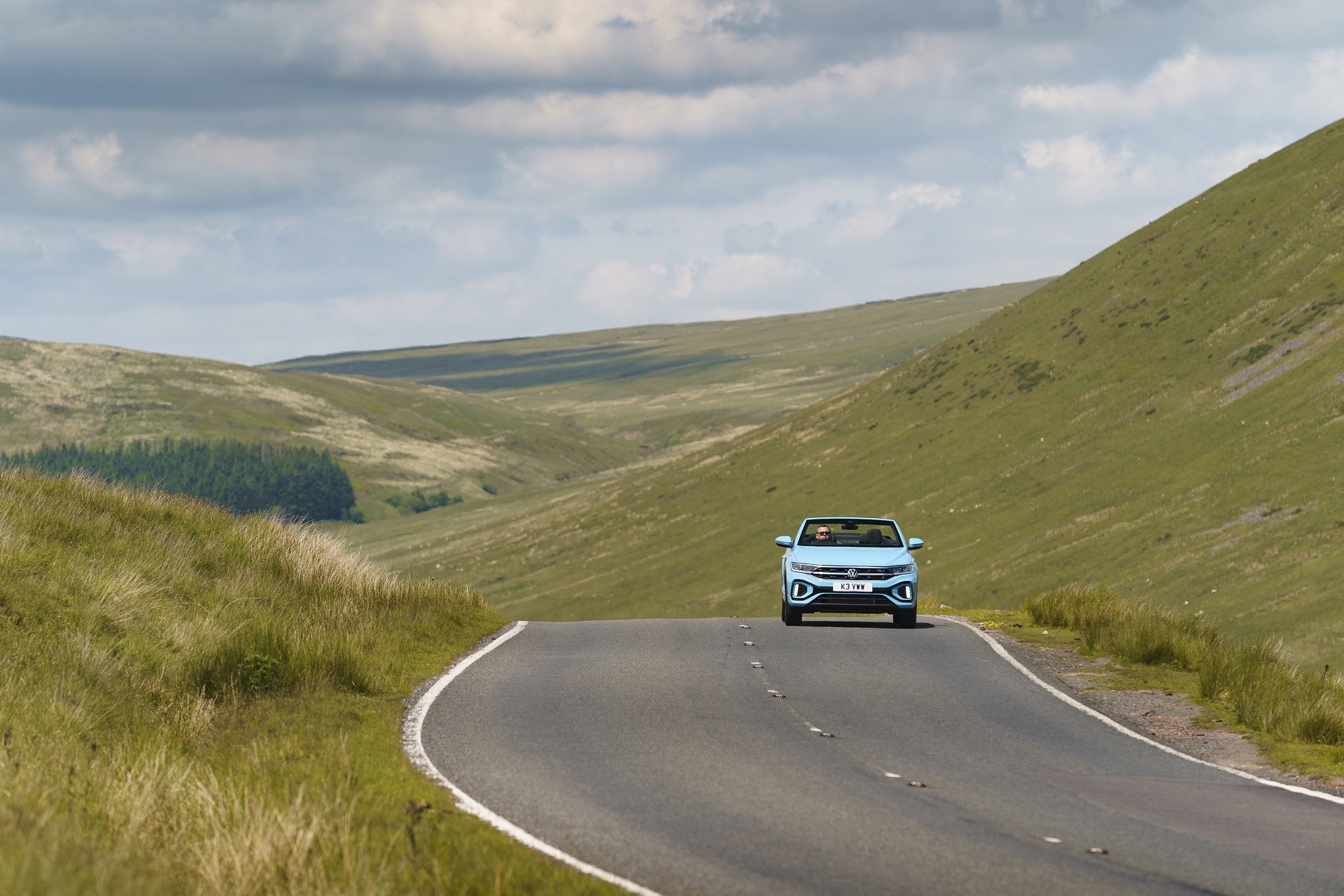 Download 2022 Volkswagen T-Roc Cabriolet - UK version - Front HD Wallpaper 1920x1280 #6