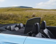 2022 Volkswagen T-Roc Cabriolet - UK version - Interior, Detail Wallpaper 190x150