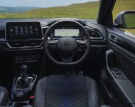 2022 Volkswagen T-Roc R - UK version - Interior, Cockpit Wallpaper 190x150