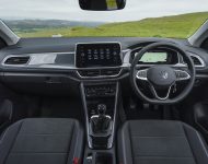 2022 Volkswagen T-Roc - UK version - Interior, Cockpit Wallpaper 190x150