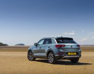 2022 Volkswagen T-Roc - UK version - Rear Three-Quarter Wallpaper 190x150