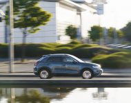 2022 Volkswagen T-Roc - UK version - Side Wallpaper 190x150