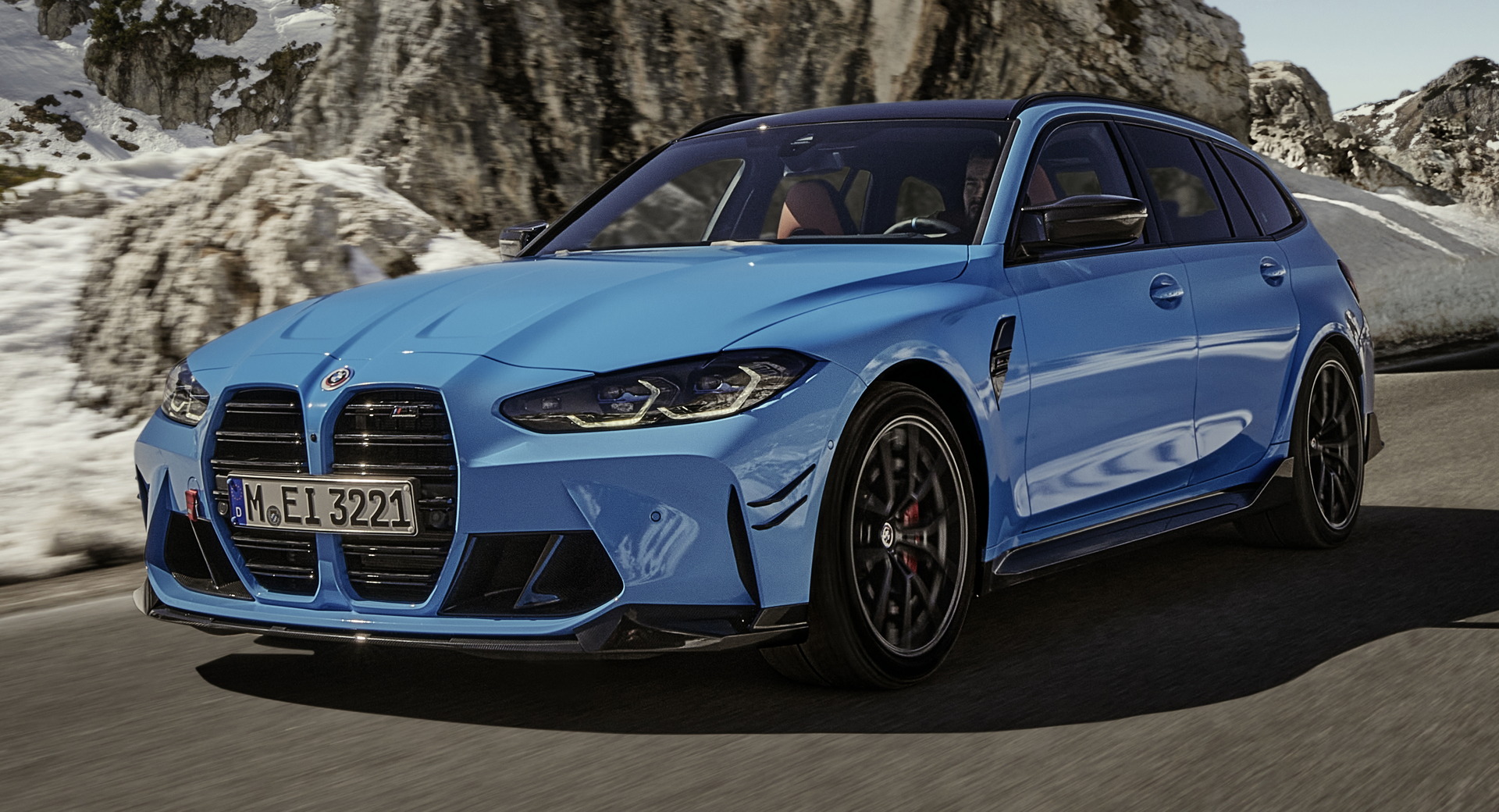 Download 2023 BMW M3 Touring with M Performance Parts - Front Three-Quarter HD Wallpaper 1920x1040 #2