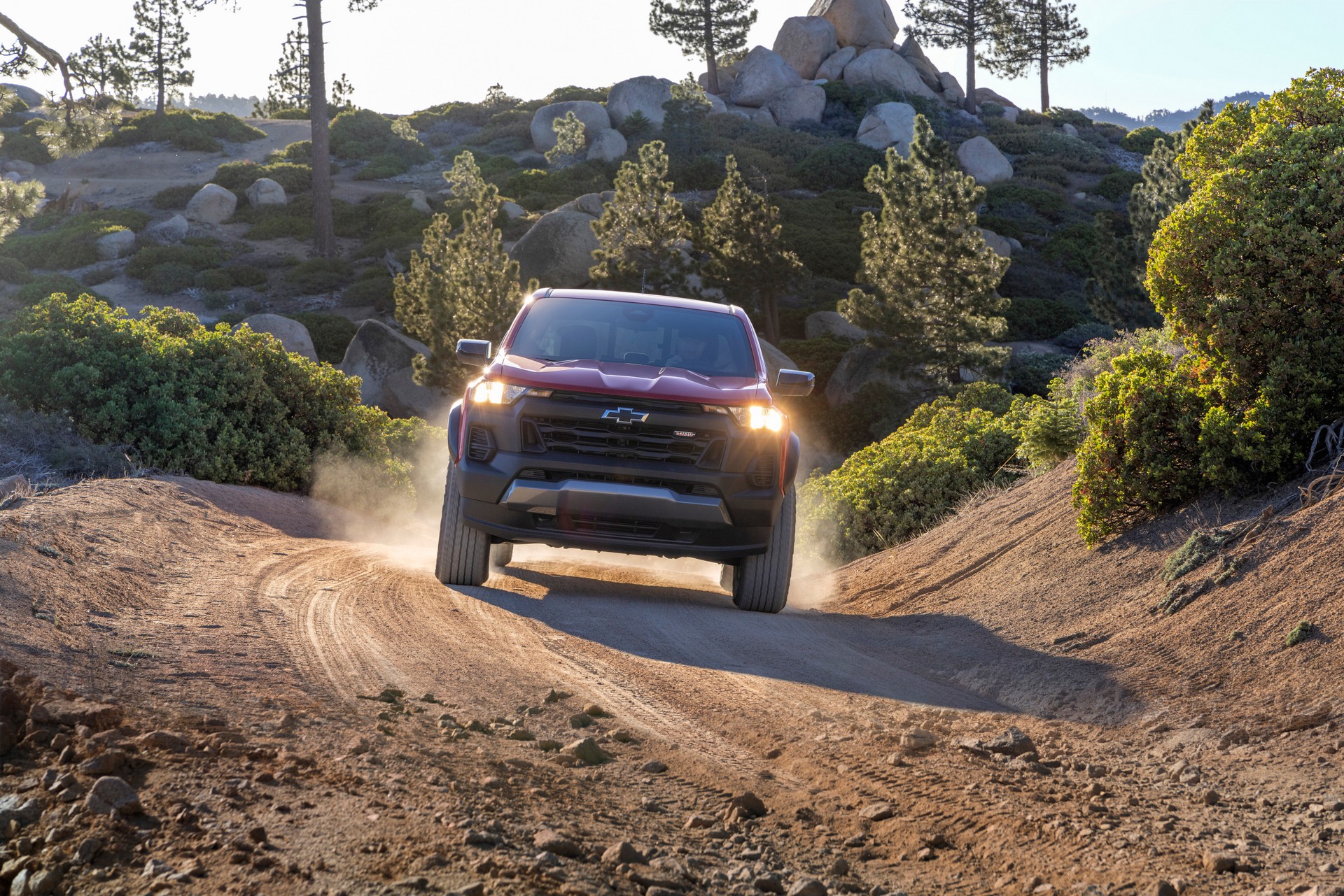 Download 2023 Chevrolet Colorado Trail Boss - Front HD Wallpaper 1920x1281 #4