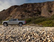 2023 Chevrolet Colorado Z71 - Side Wallpaper 190x150