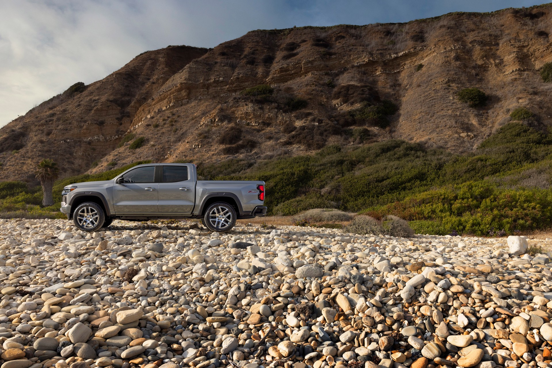 Download 2023 Chevrolet Colorado Z71 - Side HD Wallpaper 1920x1280 #3