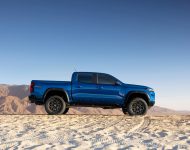 2023 Chevrolet Colorado ZR2 - Side Wallpaper 190x150