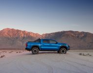 2023 Chevrolet Colorado ZR2 - Side Wallpaper 190x150
