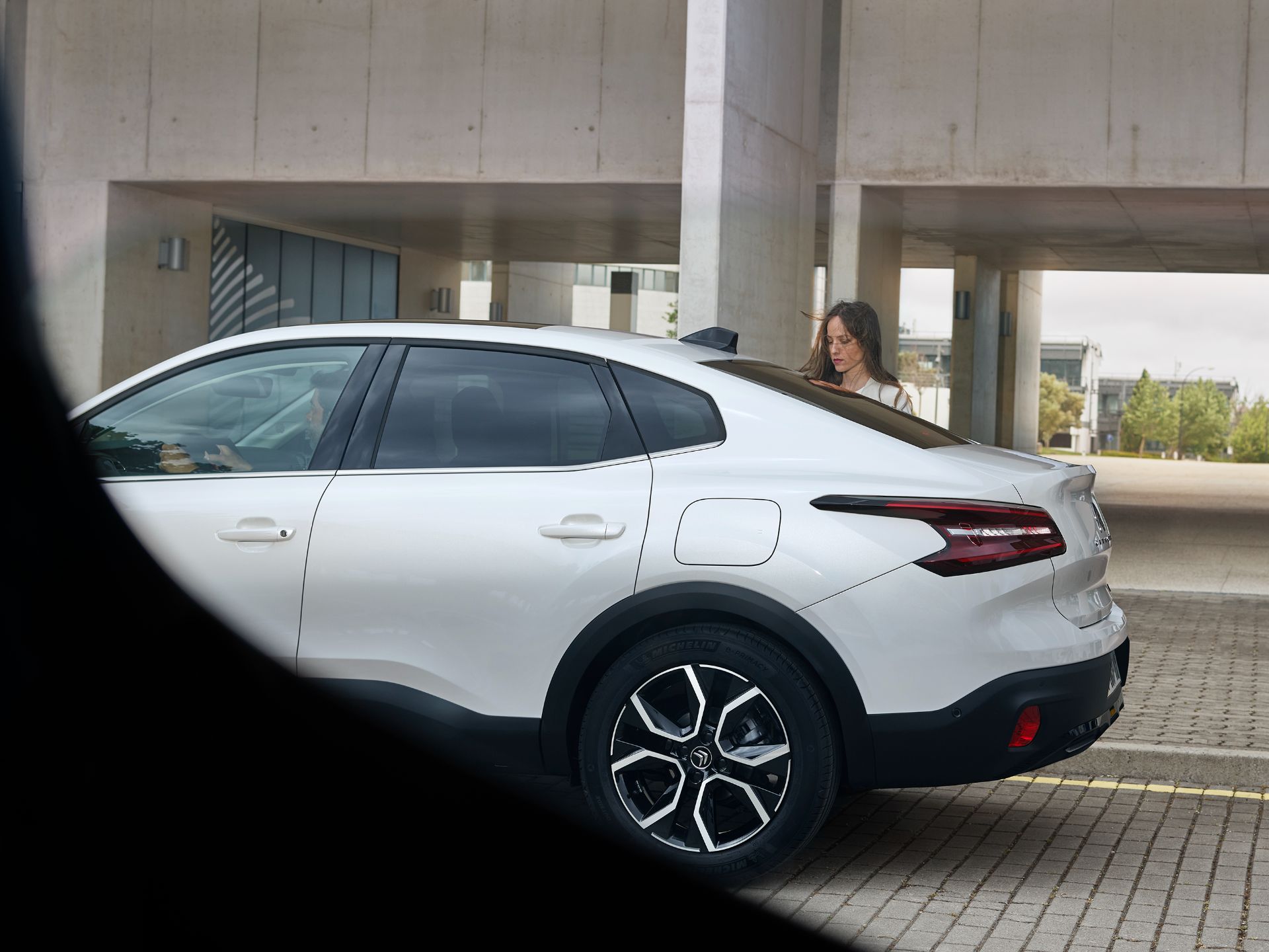 Download 2023 Citroën ë-C4 X - Detail HD Wallpaper 1920x1440 #25