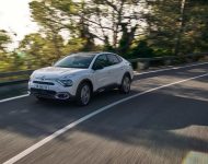 2023 Citroën ë-C4 X - Front Three-Quarter Wallpaper 190x150