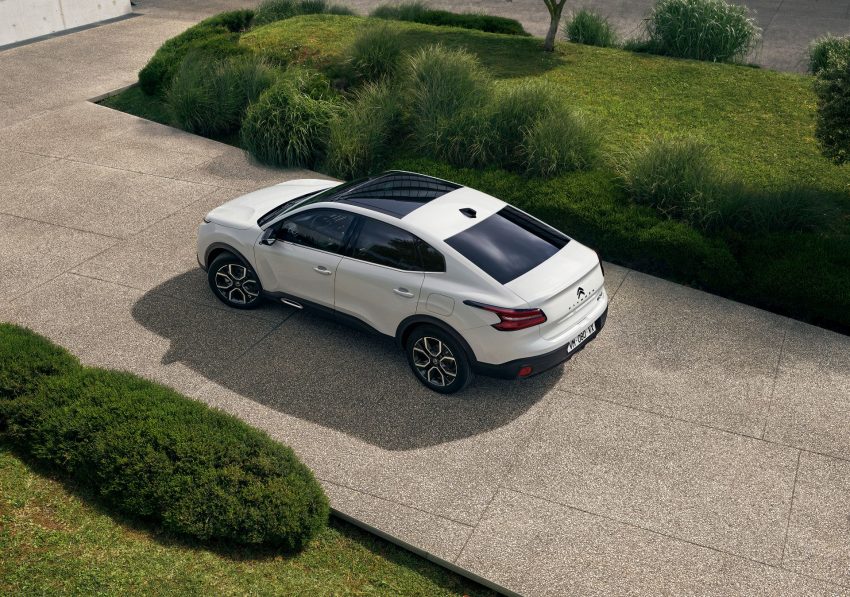 2023 Citroën ë-C4 X - Rear Three-Quarter Wallpaper 850x597 #8