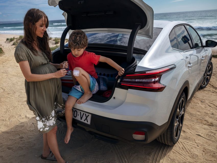 2023 Citroën ë-C4 X - Rear Wallpaper 850x638 #21