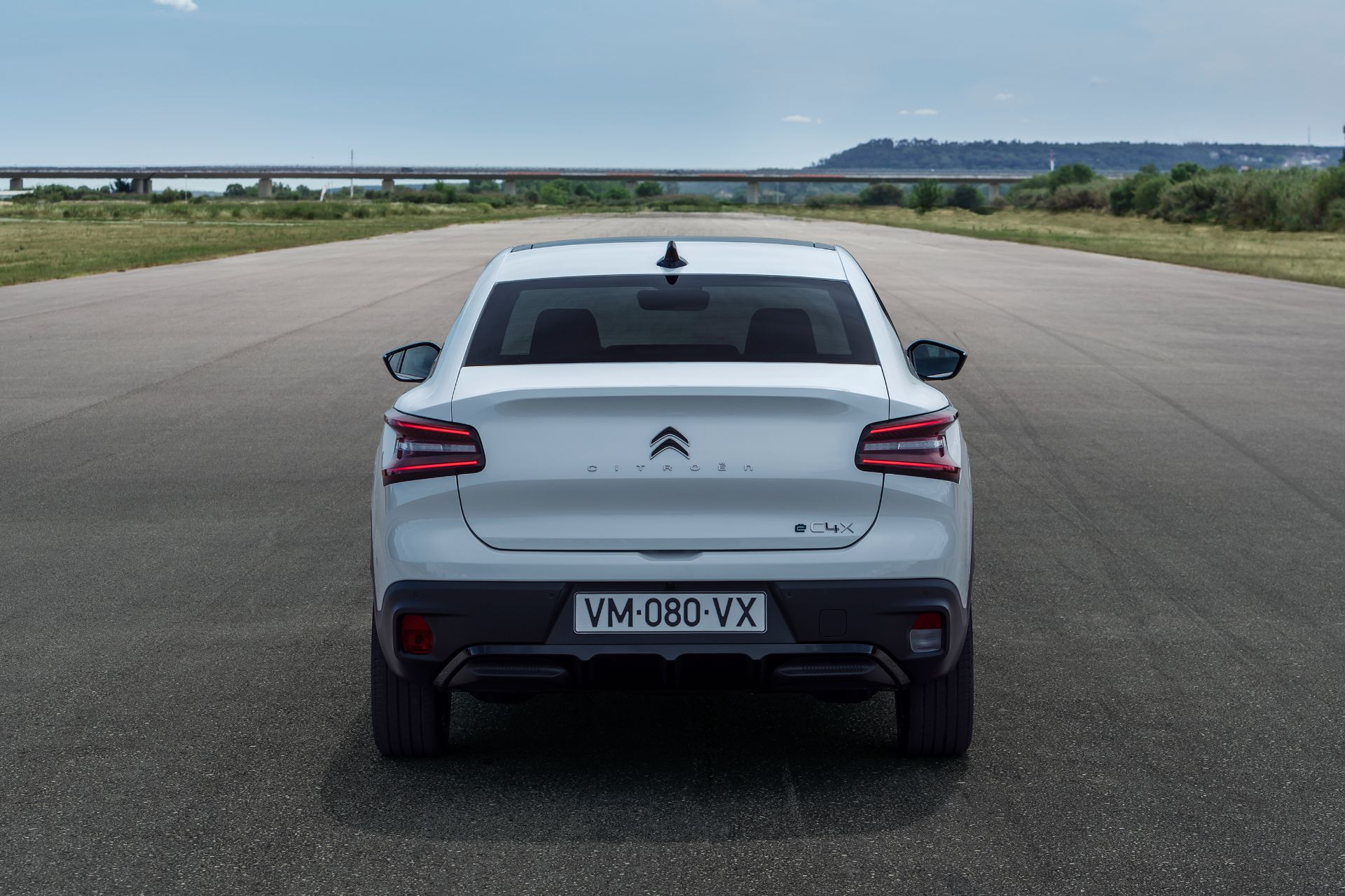 Download 2023 Citroën ë-C4 X - Rear HD Wallpaper 1920x1280 #42