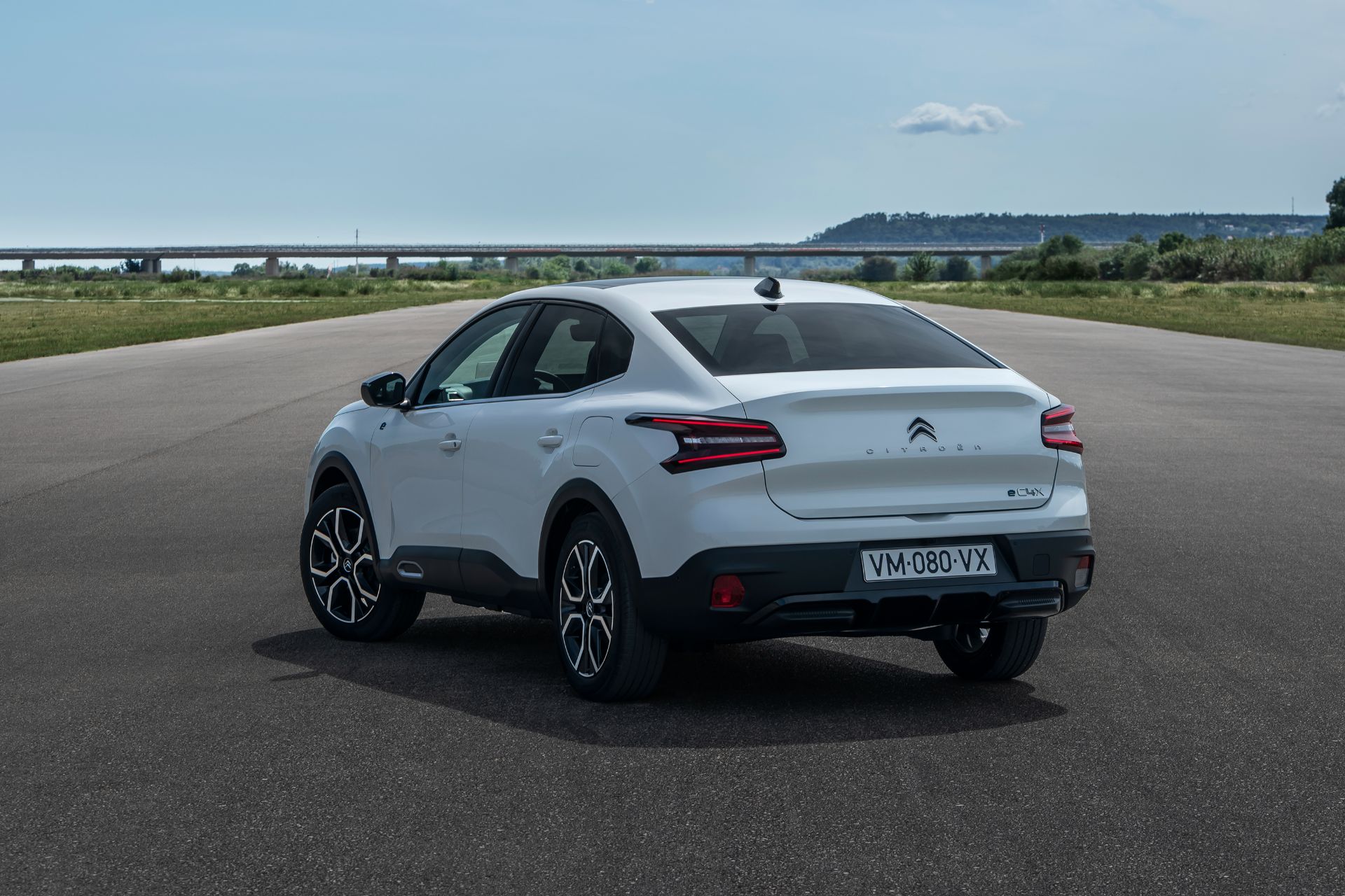 Download 2023 Citroën ë-C4 X - Rear HD Wallpaper 1920x1280 #41