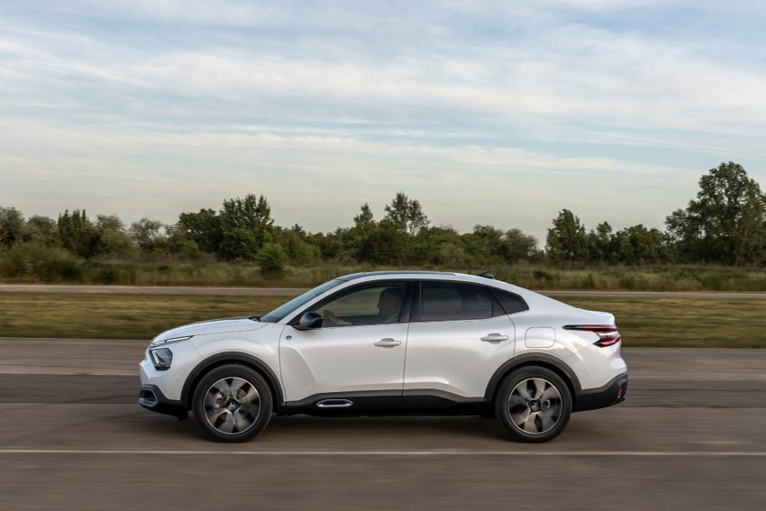 2023 Citroën ë-C4 X - Side Wallpaper 850x567 #31