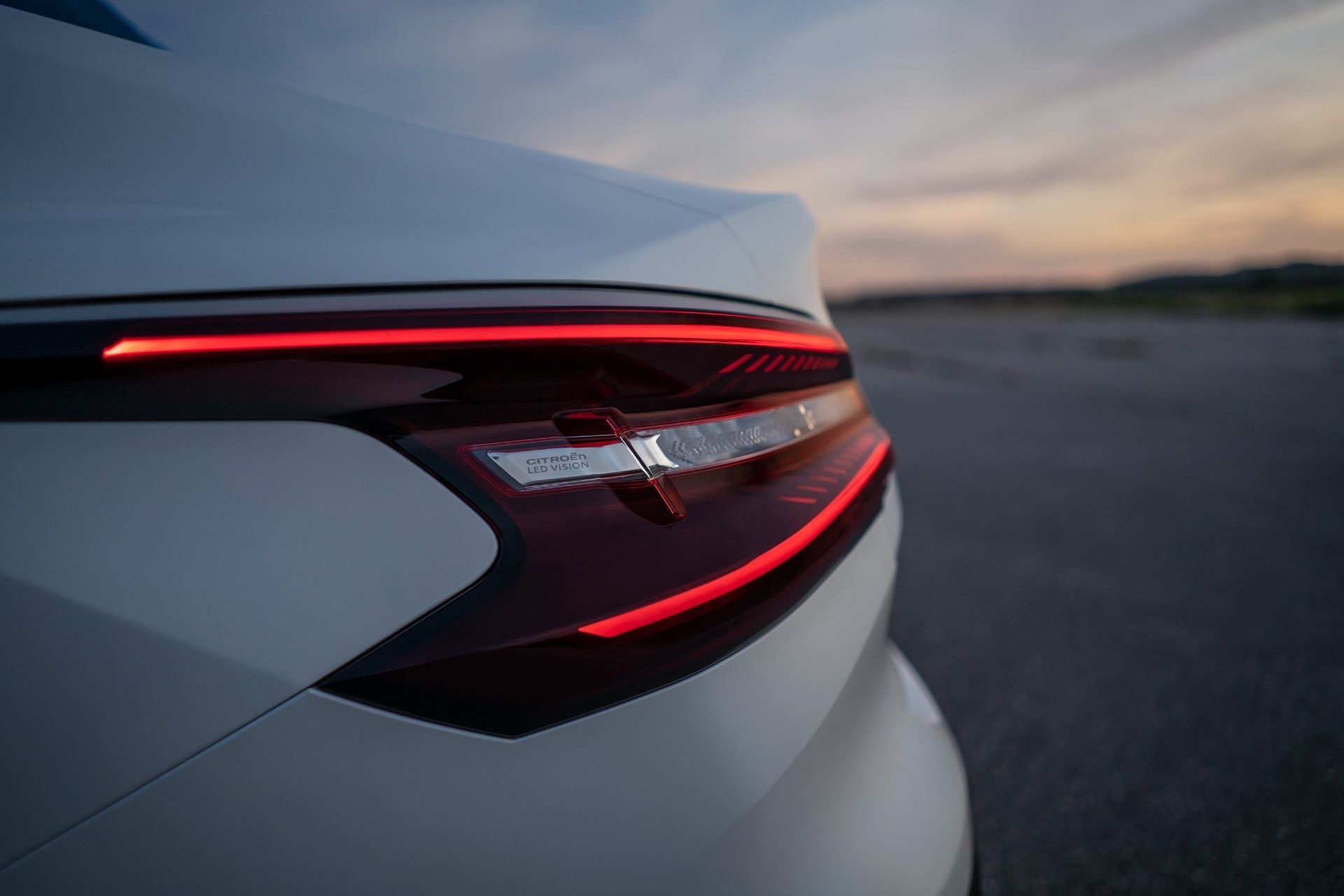 Download 2023 Citroën ë-C4 X - Tail Light HD Wallpaper 1920x1280 #46