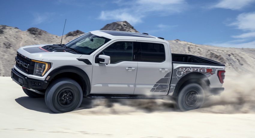 2023 Ford F-150 Raptor R - Front Three-Quarter Wallpaper 850x460 #3