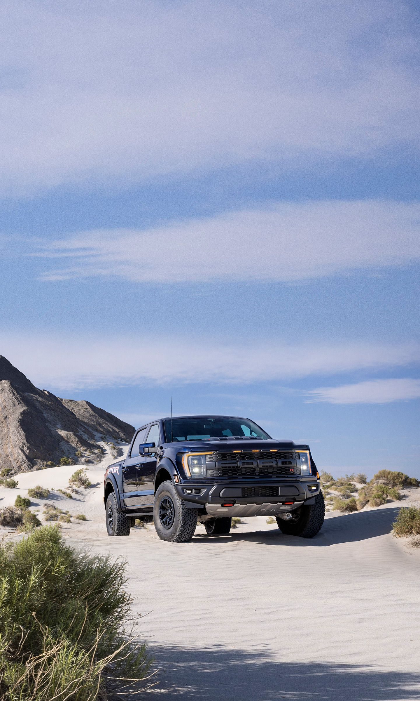 Download 2023 Ford F-150 Raptor R - Front HD Phone Wallpaper 1440x2400 #17
