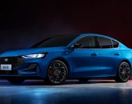 2023 Ford Focus - CN version - Front Three-Quarter Wallpaper 190x150