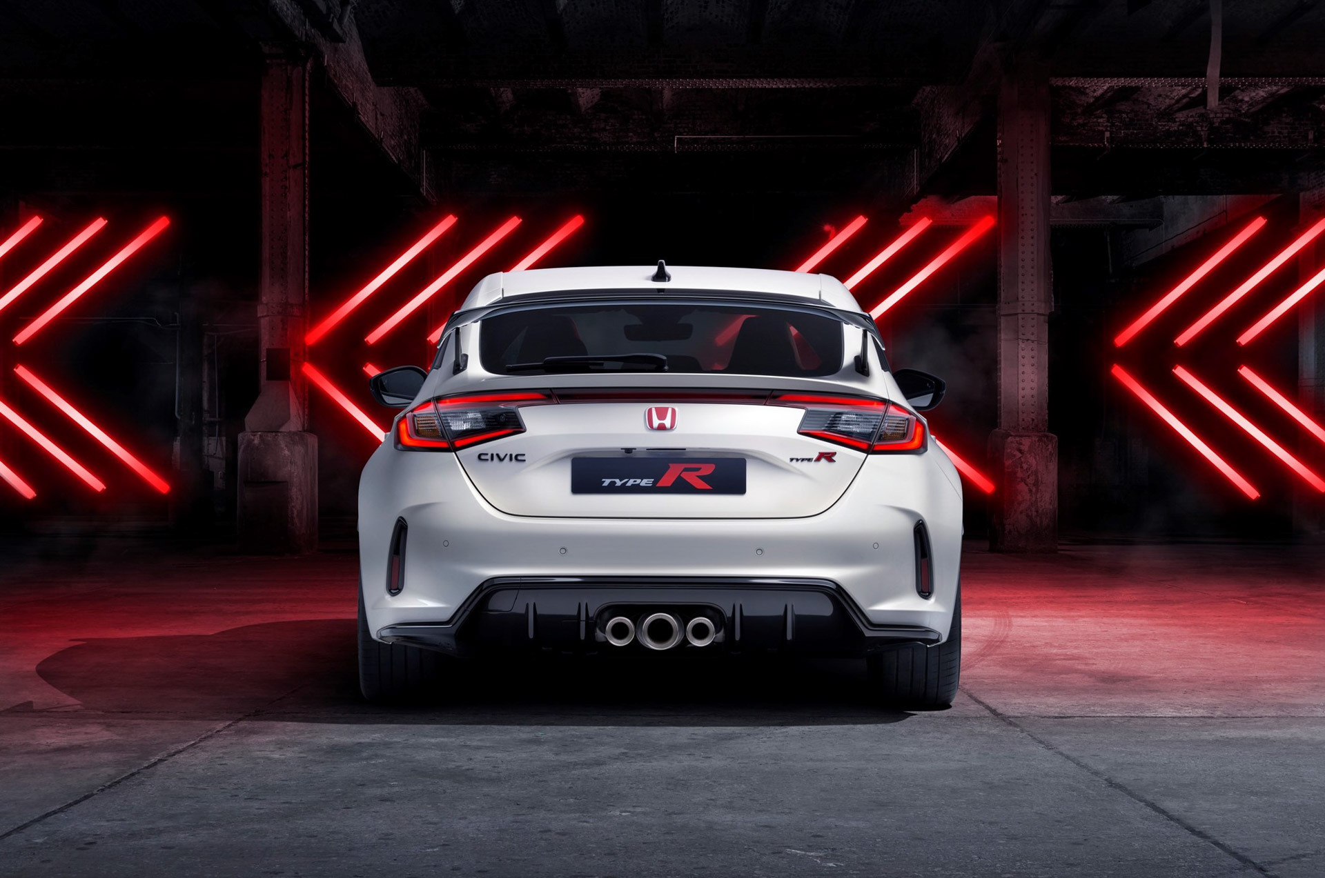 Download 2023 Honda Civic Type R - Rear HD Wallpaper 1920x1273 #9