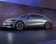 2023 Hyundai Ioniq 6 - Front Three-Quarter Wallpaper 190x150
