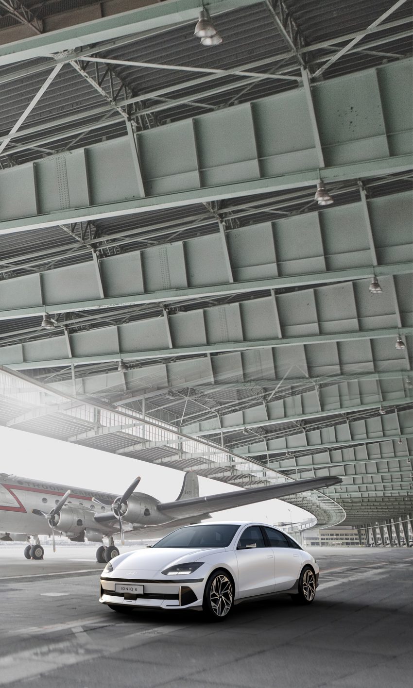 2023 Hyundai Ioniq 6 - Front Three-Quarter Phone Wallpaper 850x1417 #6