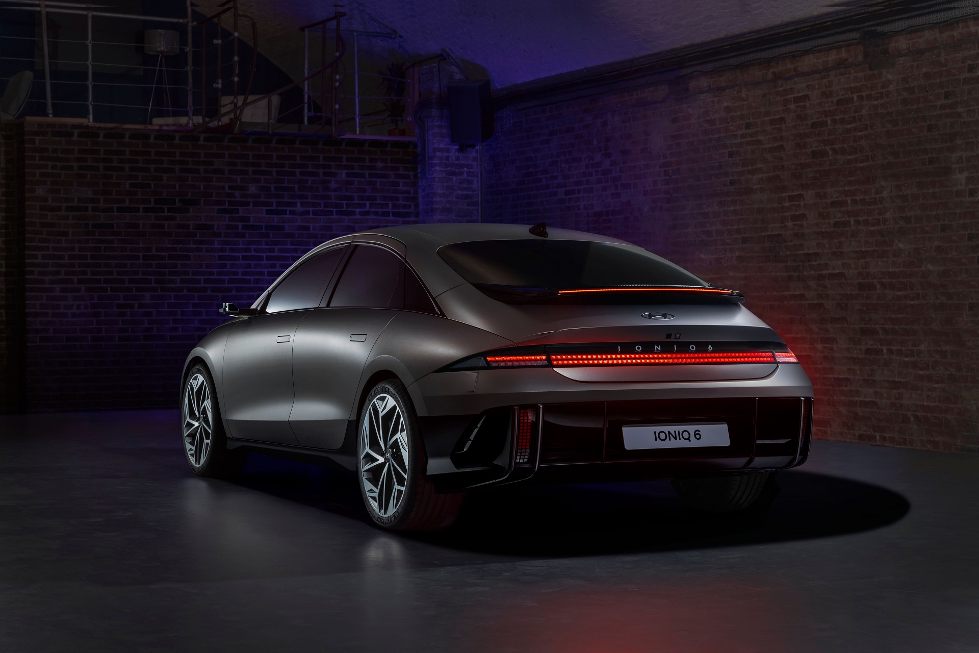 Download 2023 Hyundai Ioniq 6 - Rear Three-Quarter HD Wallpaper 1920x1280 #18